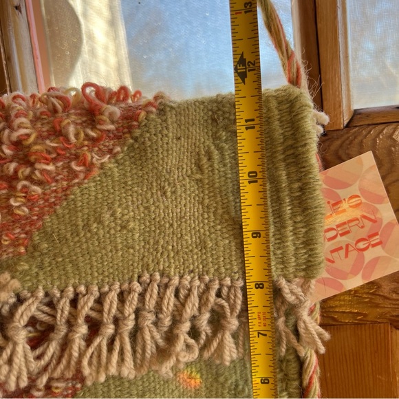 Vintage Woven Wool Carpet Bag - Picture 10 of 10